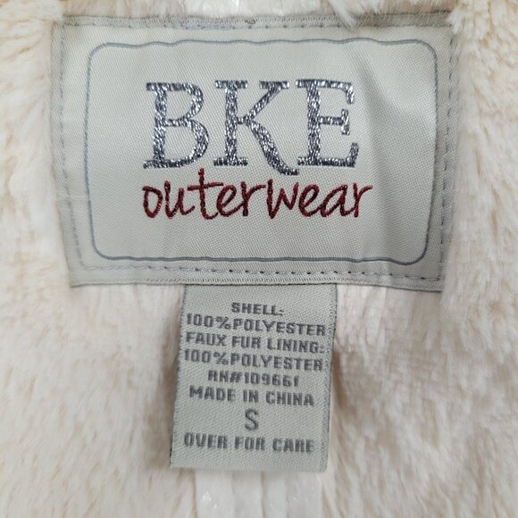 BKE Ivory Animal Print Soft Faux Fur Lined Snap Front Moto Jacket Size Small S - Picture 3 of 16